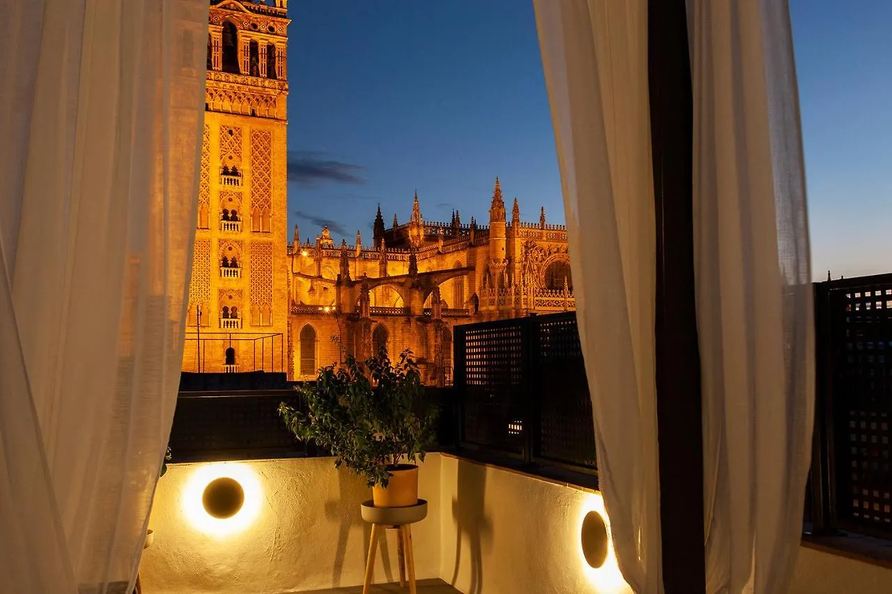 Welldone Cathedral Apartment Seville