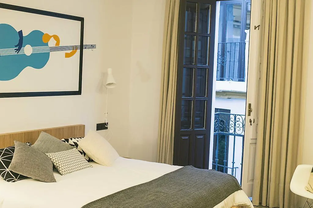 Welldone Cathedral Apartment Seville Spain
