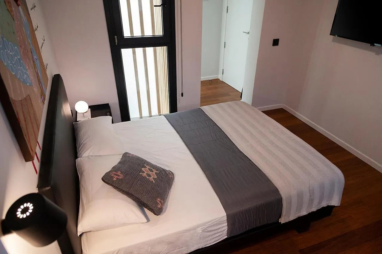 Welldone Cathedral Apartment Seville 0*,
